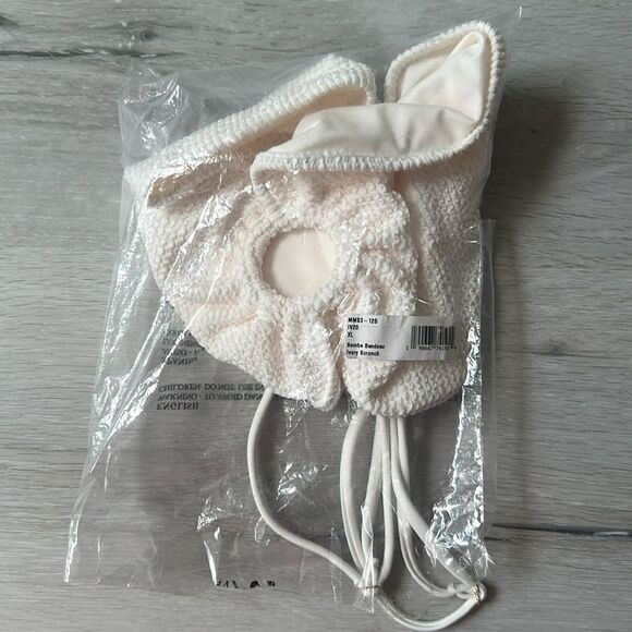 Show me your MUMU Bembe Bandeau ivory Scrunch swimsuit top size:XL NWT in packag - Picture 4 of 6